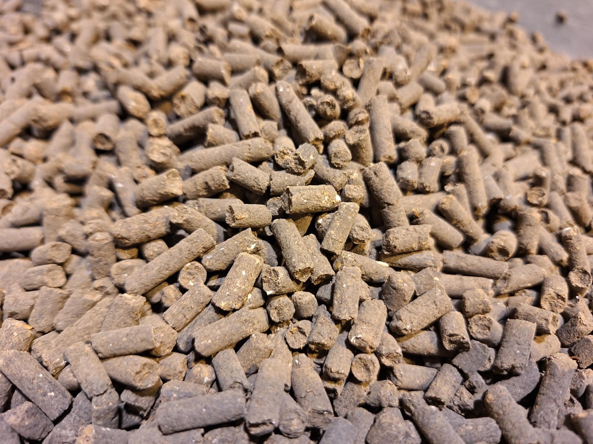 Kravský hnůj ze dvora - 50kg